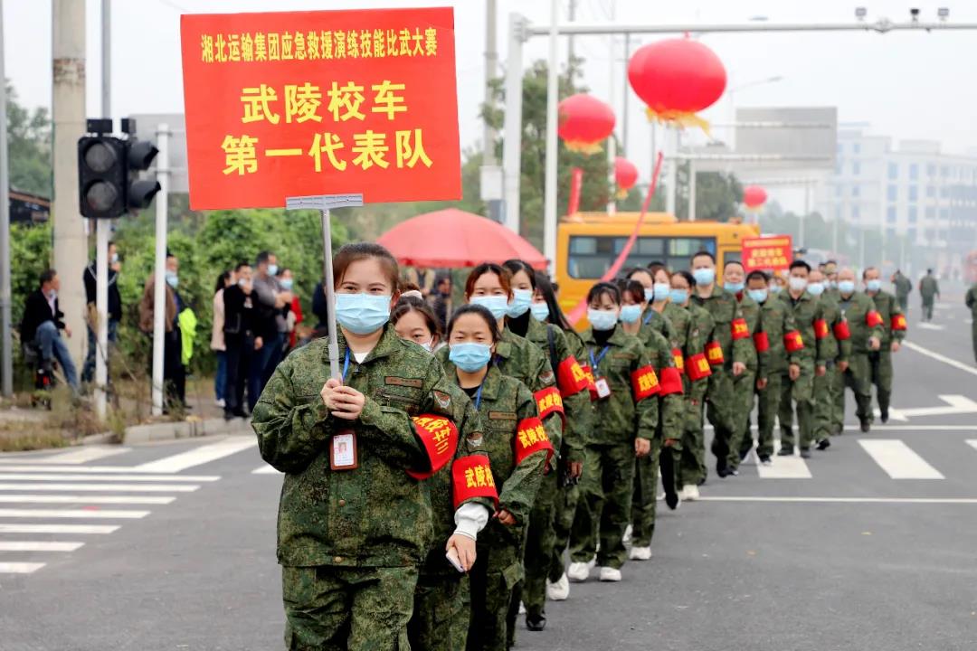 常德市湘北汽車運(yùn)輸有限公司,常德包車客運(yùn),常德旅游服務(wù),校車服務(wù)