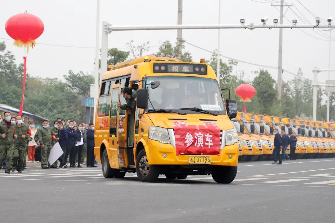 常德市湘北汽車運(yùn)輸有限公司,常德包車客運(yùn),常德旅游服務(wù),校車服務(wù)